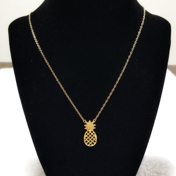 Island Pineapple Pendant Necklace - Picture 3 of 3